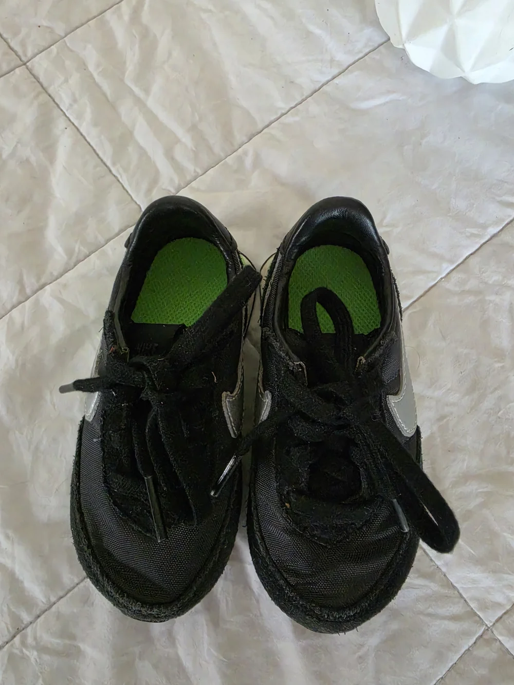 Nike Wafle Trainer Black Kids Sneakers Size 6C